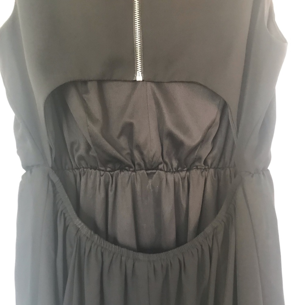 Express Dress - Picture 5 of 7